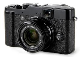 Fuji Finepix X10