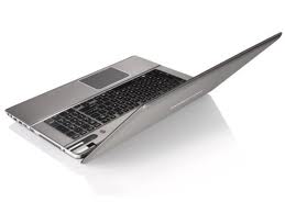 Toshiba Satellite P875